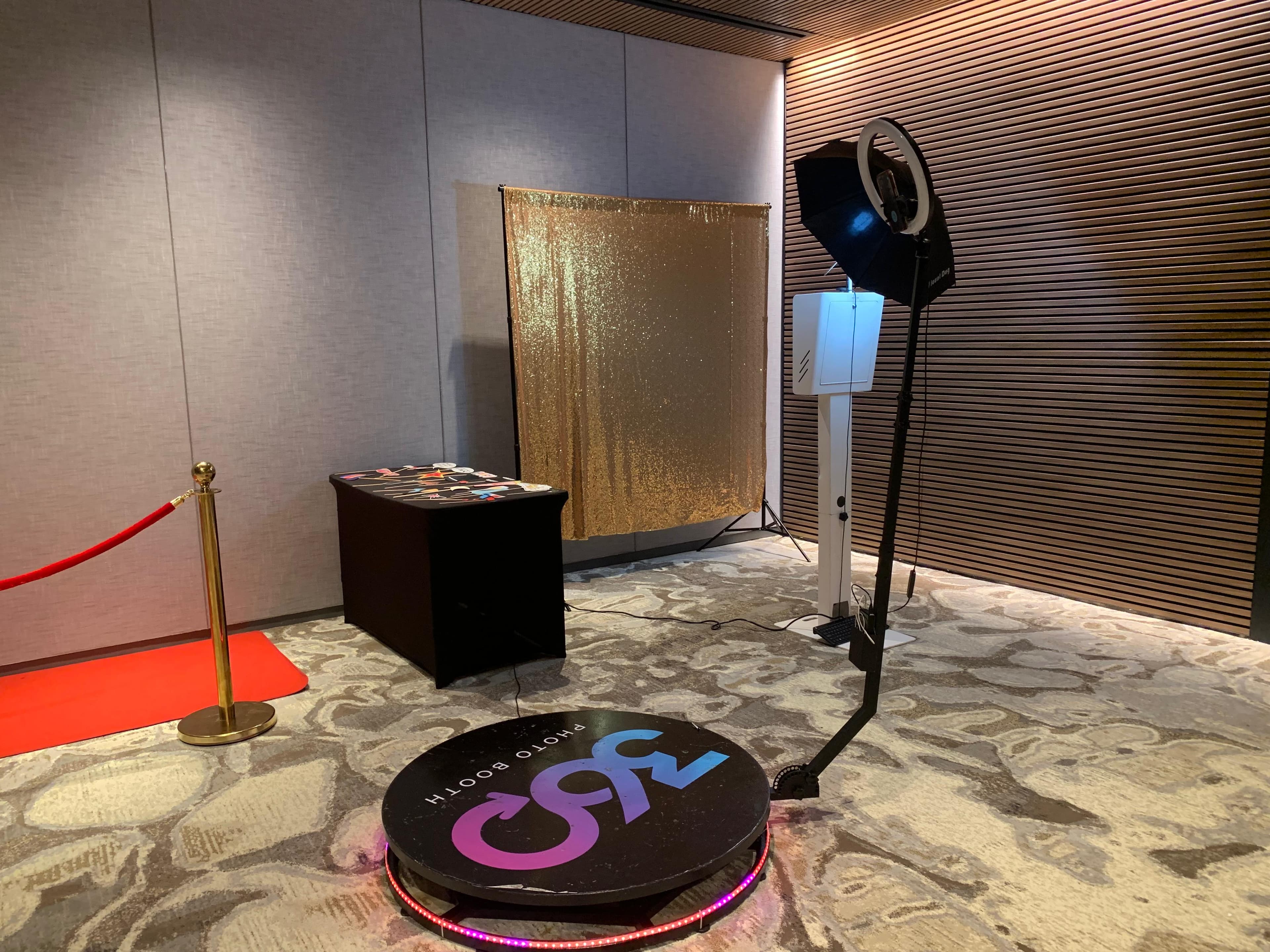 10 Creative Photo Booth Backdrop Ideas for Pakistani Weddings